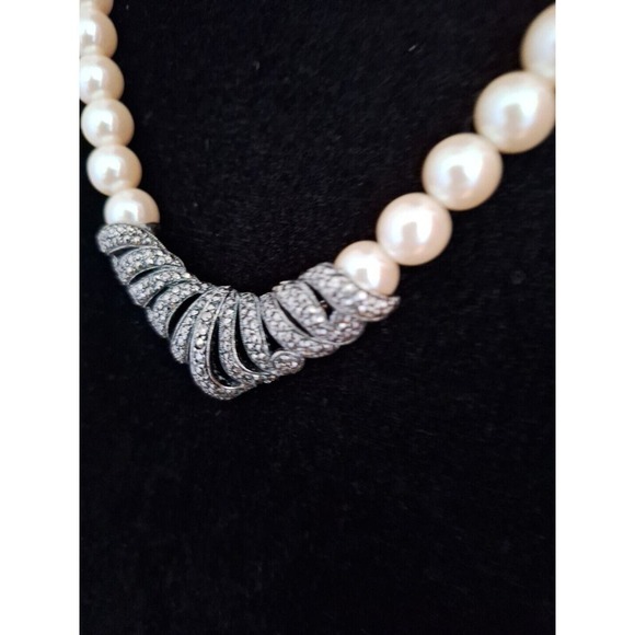 Vintage Avon Classic Drama Pearl Statement Necklace - Picture 4 of 7
